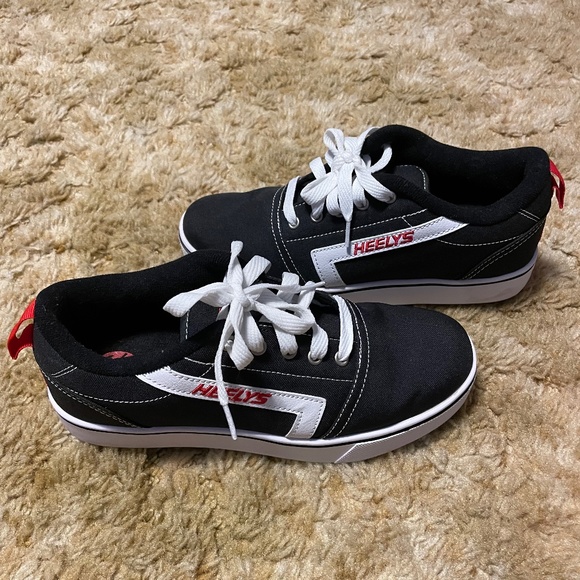 Heelys (size 7, Adult) - Picture 1 of 4
